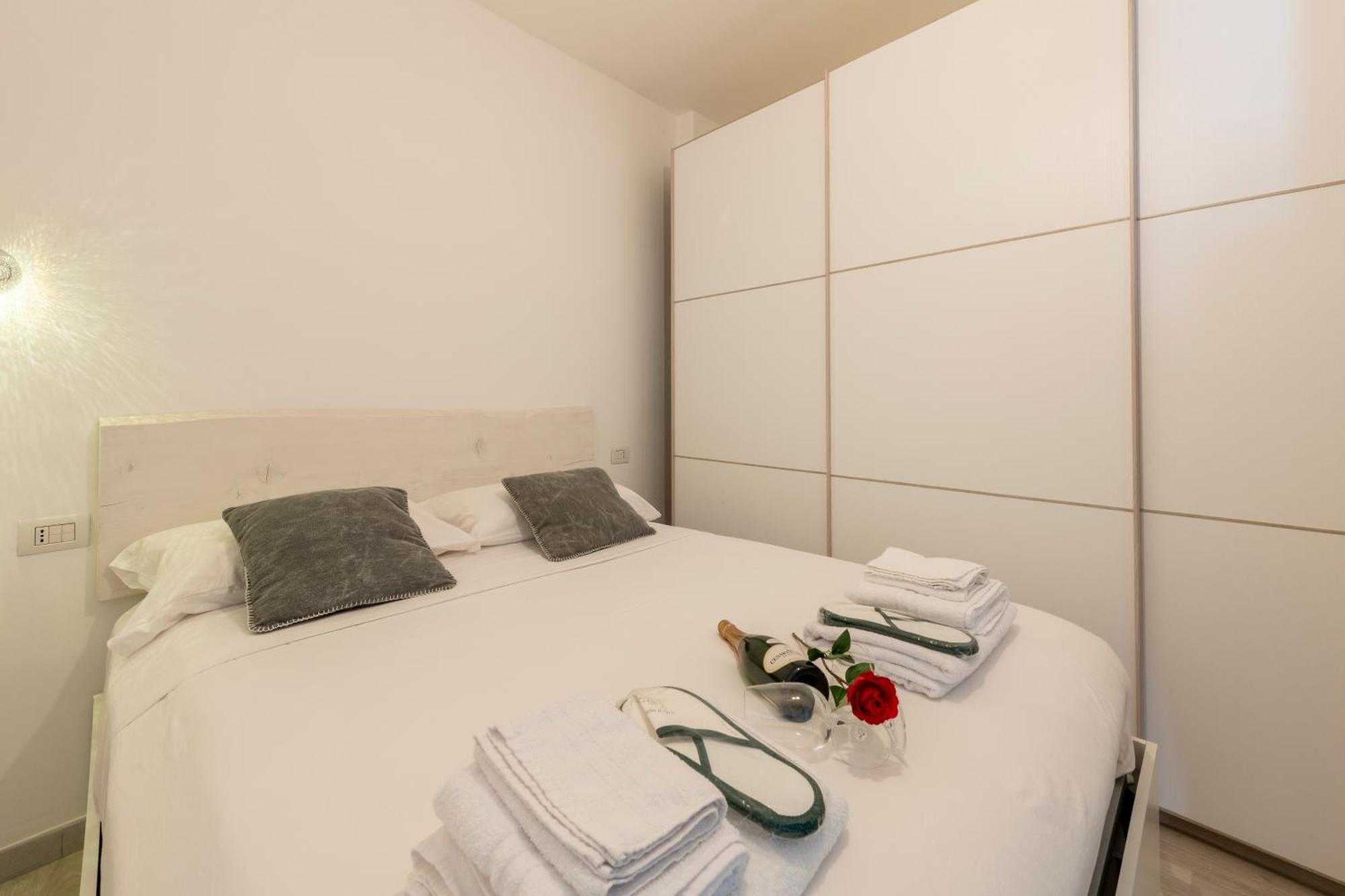 Pomponazzi, 4 Bilocale In Zona Bocconi Navigli Apartment Mailand